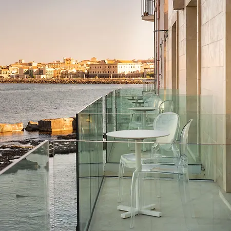 招待所 Re Dionisio Luxury