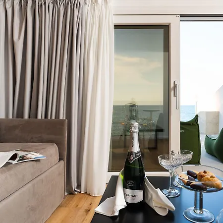 Re Dionisio Luxury 招待所