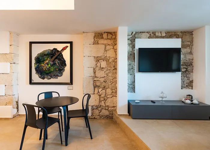 Re Dionisio Luxury 招待所