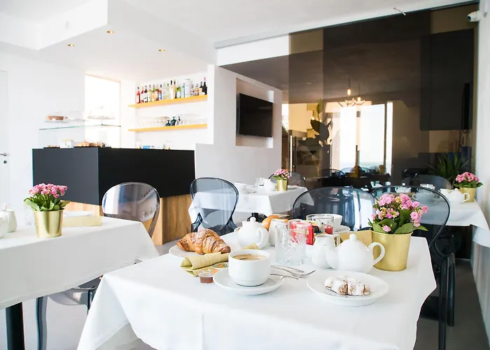 招待所 Re Dionisio Luxury 4*