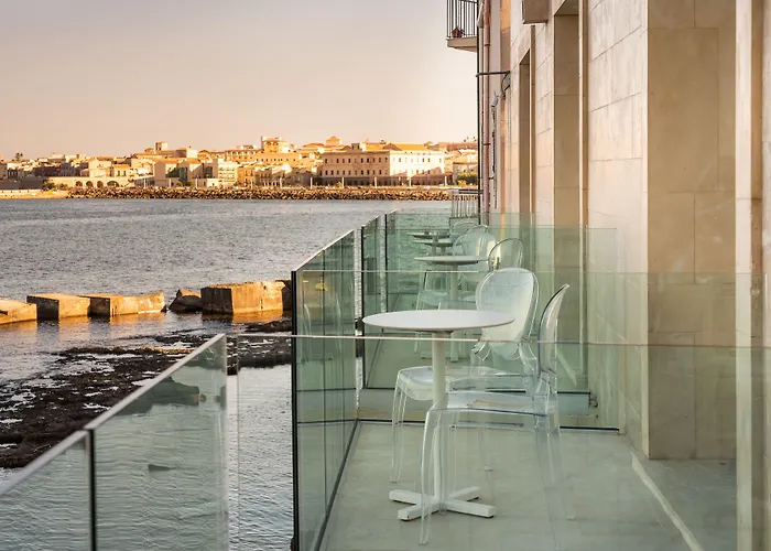 招待所 Re Dionisio Luxury